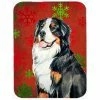 Caroline&apos;s Treasures LH9334LCB Bernese Mountain Dog Red Green Snowflakes Christmas Glass Cutting Board - Large -Tools Verkaufsladen M00705332131421 2538689608