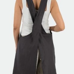 Sunday Morning Nishi Cross-Back Linen Apron 11 Sunday Morning Nishi Cross-Back Linen Apron -Tools Verkaufsladen M00840217596435 3072779027 scaled