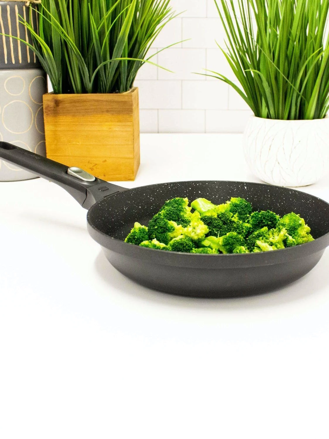 BergHOFF GEM 3Pc Cast Aluminum Nonstick Fry Pan Set 5 BergHOFF GEM 3Pc Cast Aluminum Nonstick Fry Pan Set – Bild 3