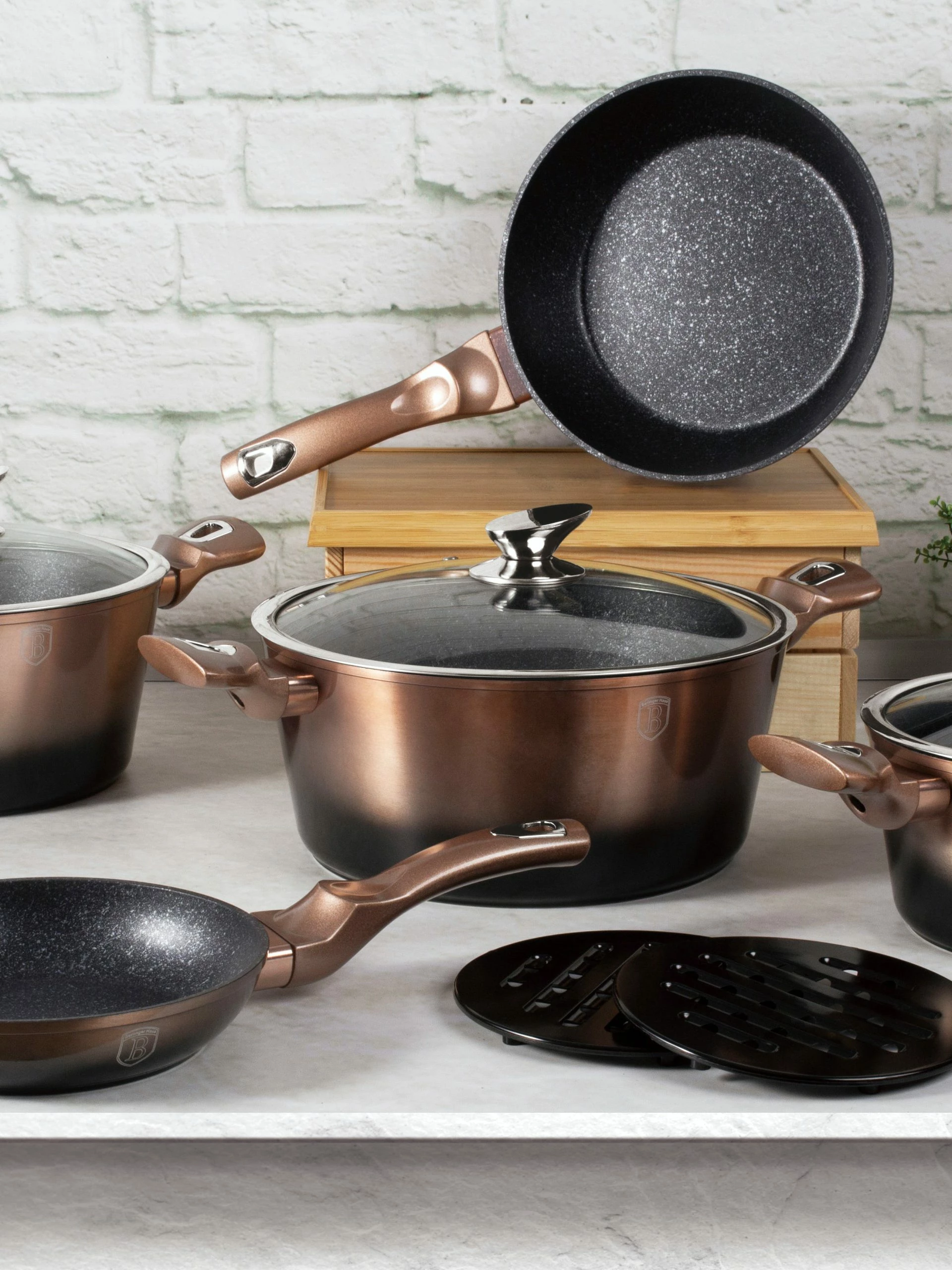 Berlinger Haus 10-Piece Kitchen Cookware Set Rose Gold Noir Collection 5 Berlinger Haus 10-Piece Kitchen Cookware Set Rose Gold Noir Collection – Bild 3